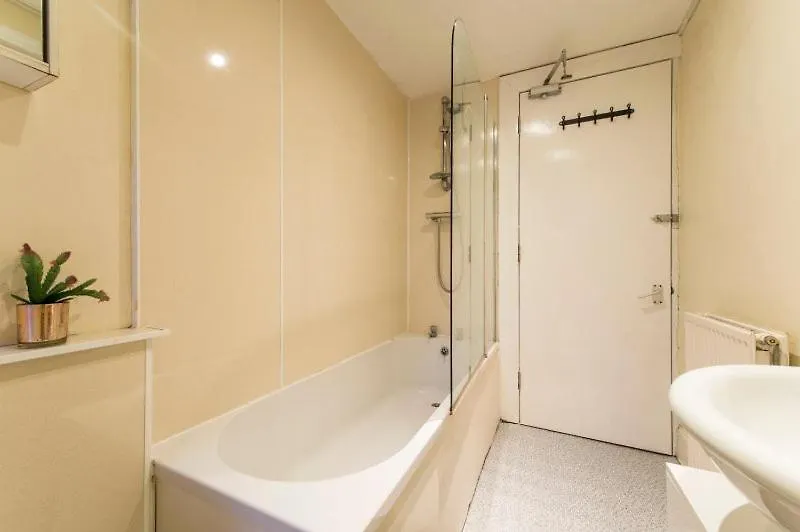 Edinburgh Central Morrison Apartment
